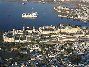 Raj Palace Hotel Udaipur Ngoại thất bức ảnh